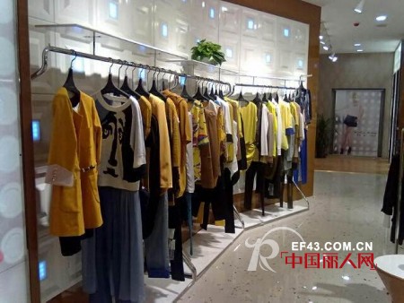 热烈庆祝迪斯廷·凯女装兰州专卖店盛大开业