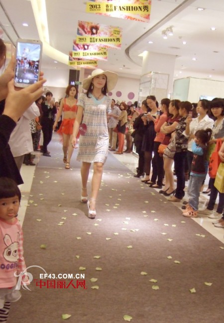 艾迪莎品牌港惠新天地内衣秀惊艳亮相