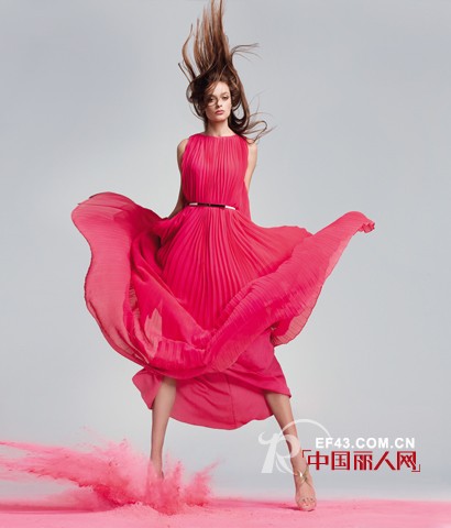 米可芭娜女装 气质印花红遍2013春夏街头