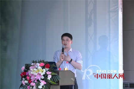 型动广西 营销亮剑——天资帼色2013春夏新品大赏