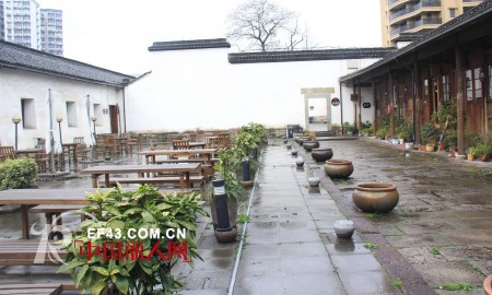 2013年“她喜爱”“贝维诗”秋冬新品发布会——《烟波弄西湖》与您相约