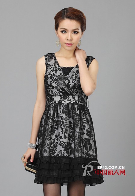 红凯贝尔品牌女装  2013迷上雕花韵