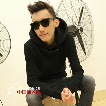 拉风型男时髦外套引领春潮  极尽男人自由本色