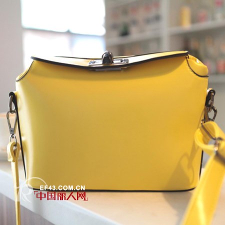 初春扮靓亮眼小包包 好看又好搭