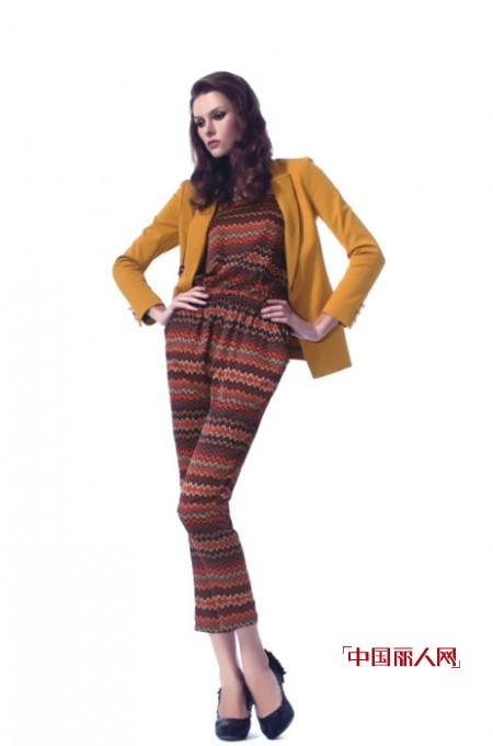 TRUVIVI女装春夏新款 色彩拼接缔造立体Look