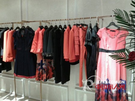 热烈庆祝司歌女装品牌成功入驻新疆辰野名品广场