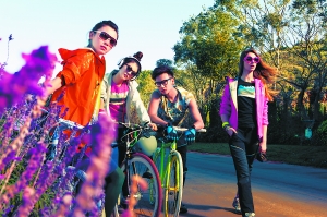 本土户外品牌借洋设计打时尚牌  定位模糊需警惕成户外“快时尚”