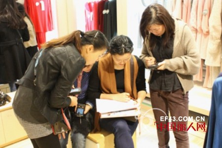 十月妈咪与有喜品牌2013秋冬新品订货会圆满落幕!