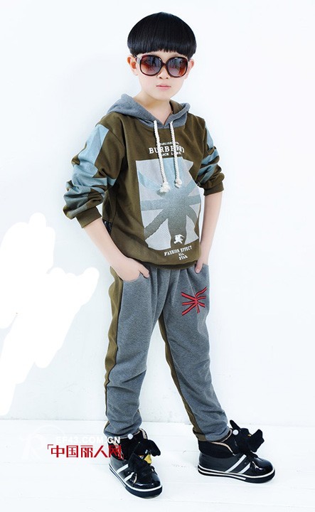 小福星品牌童装 专心做好衣专注为儿童