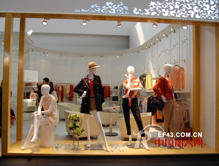 韩国时尚女装品牌connie&co清新甜美亮相CHIC展