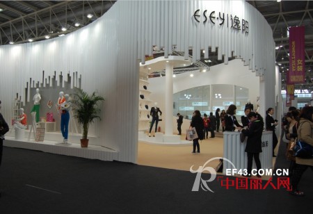 ESE.YI逸阳女裤2013CHIC展馆欣赏