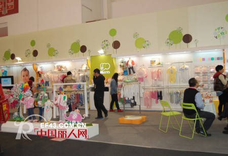 2013CHIC丽婴房品牌童装 清新来袭