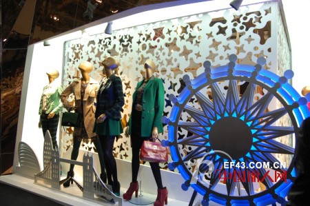 EXUN衣讯时尚女装 2013CHIC精彩绽放