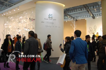 淑紫云女装美丽绽放第21届中国国际服装服饰博览会