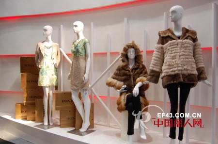 武汉女装 世界一镇2013CHIC闪亮登场