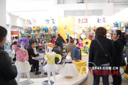 1+2=3品牌童装咨询,加盟引爆2013CHIC