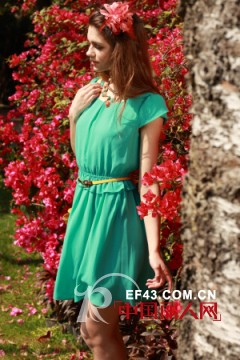 芙芮婕女装2013时尚典雅 耀你好看