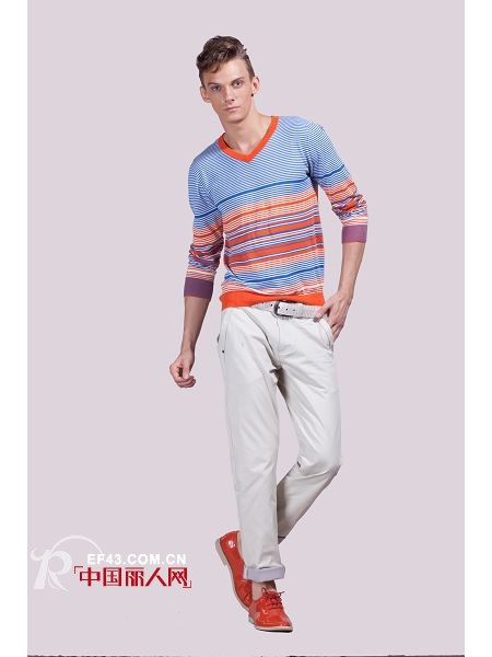 宾宝男装强势来袭 条纹针织变身英伦轻熟男