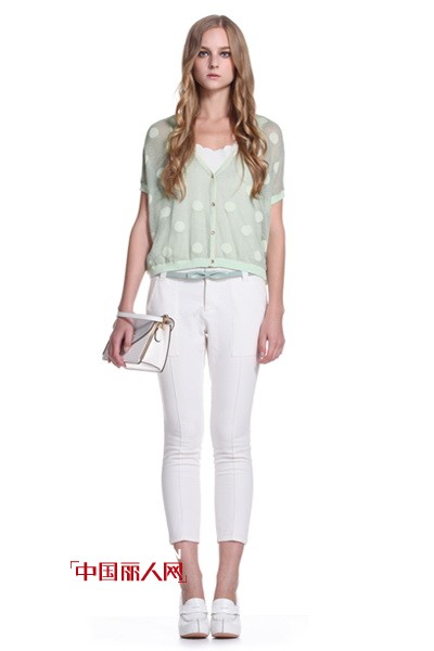 私人衣橱大换血  Ochirly呈现早春户外必备款