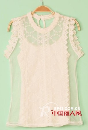 韩版精致蕾丝T  打造逆龄清新美女