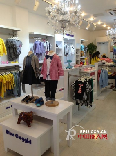 蓝色大象 - BLUE COGGIRI