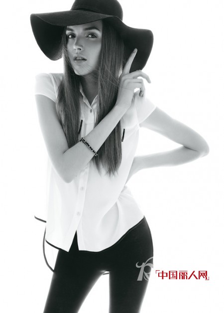 INVOOT映唯品牌女装2013春夏新品黑白大片欣赏