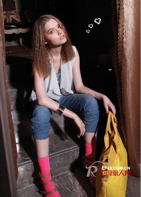 CN品牌女装 给你与众不同的2013春夏新款服装