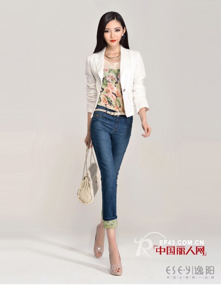 逸阳品牌女裤 成就裤装行业典范