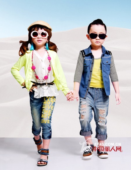 中阁娃娃时尚童装  荧光色系点缀今夏