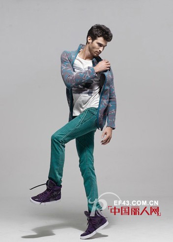 西班牙经典品牌亚仕牛仔 品质卓越引领时尚潮流