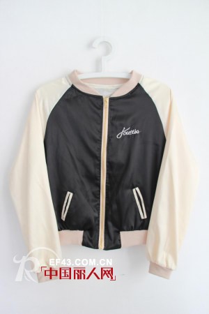 4月运动混搭风 百搭款棒球服新鲜出炉