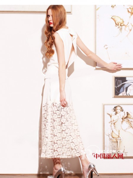 A/E连奴女装 三大系列打造多变魅力女性