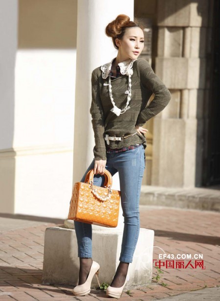 淑女心情品牌女装 年轻时尚一族的选择