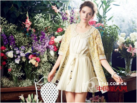 蓝色倾情服饰2013年春夏新品画册发布