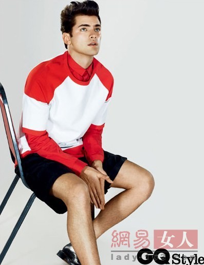 顶级男模Sean Opry一展炫彩夏日风 潮范十足