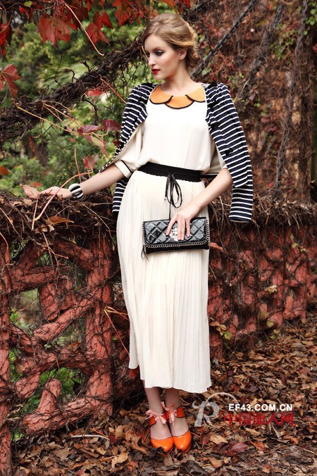 热烈古奈笛时尚女装成功入驻大商集团新玛特许昌鸿宝店