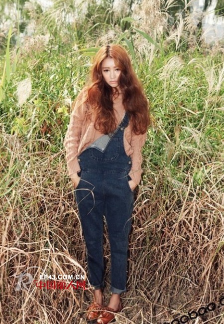 衣橱大翻天 来场复古怀旧背带Style