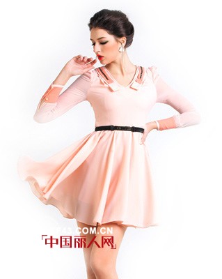 热烈庆祝缤蔓女装成功签约新疆哈密专卖店