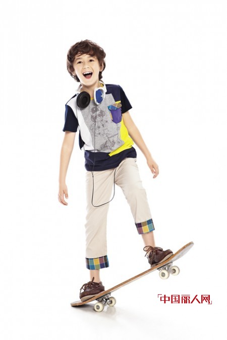 哈乐猴品牌童装 健康童装快乐童年