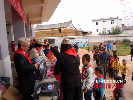 广东添乐有限公司热心赞助教育事业,培育祖国未来