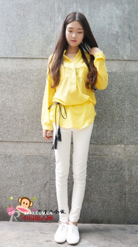 纯净白leggings打造无暇美Look