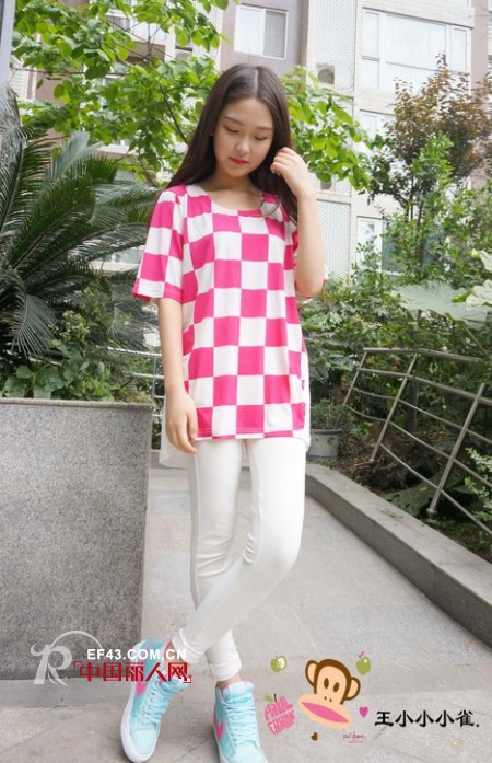 纯净白leggings打造无暇美Look