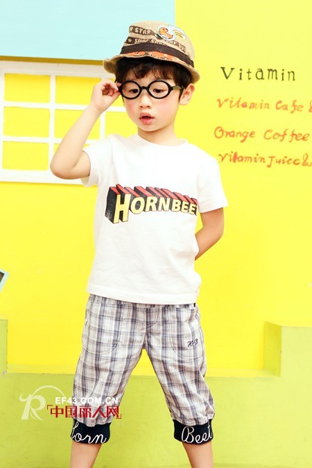 幕.橙香儿童品牌服饰 打造可爱翩翩小公子