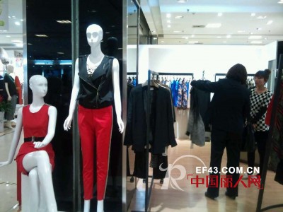 恭贺奕色leserbie女装入驻河南商丘丹尼斯商场