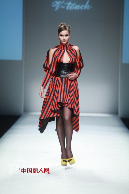 全新女装品牌V-Touch首次亮相上海时装周