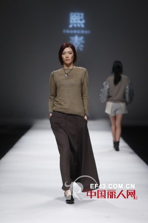 新锐女装品牌“熙素”上海时装周2013秋冬发布会