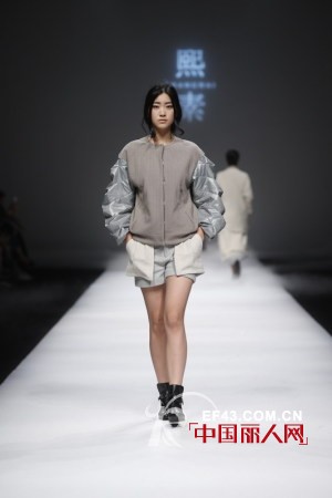 新锐女装品牌“熙素”上海时装周2013秋冬发布会