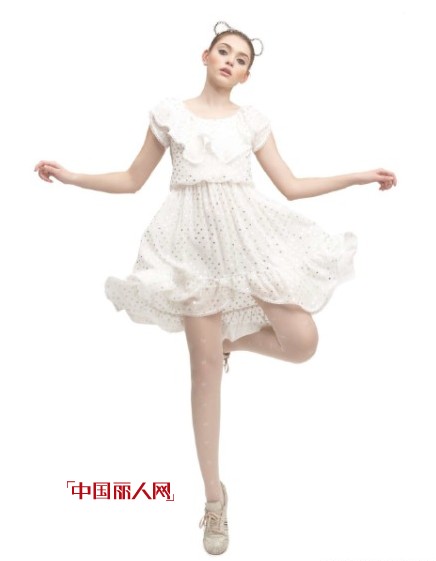 自然元素女装  今天的不同就是明天的潮流