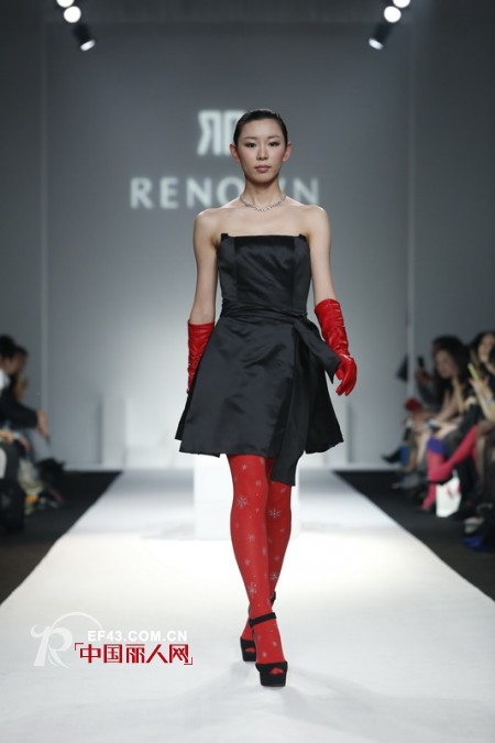 丝袜品牌RENOWN聚焦上海时装周“星光璀璨”