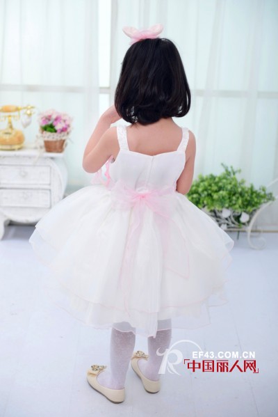 妞宝公主裙童装  给孩子最好的选择